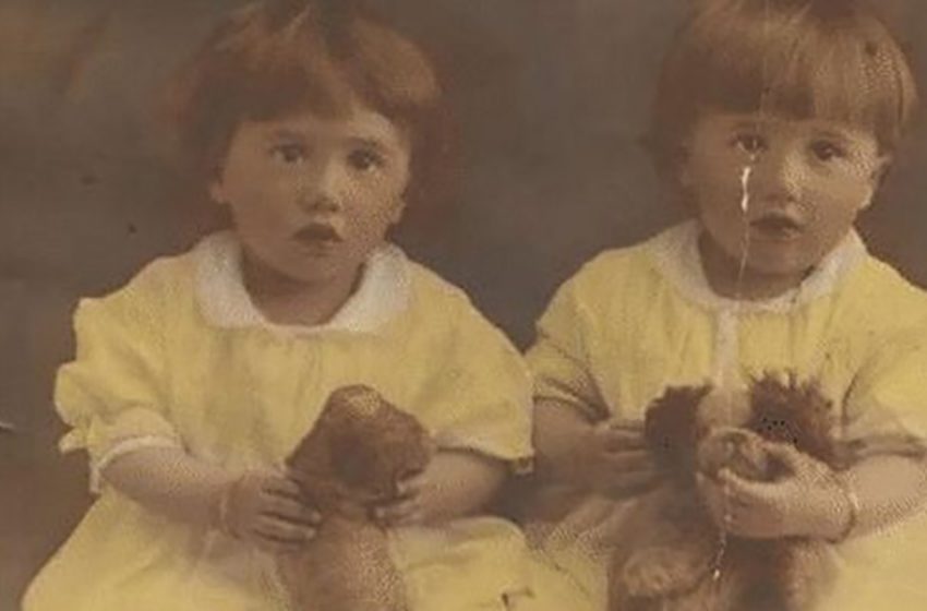  Des jumeaux identiques fêtent leur 100e anniversaire et partagent des moments importants de leur vie