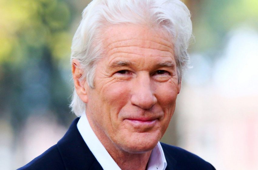  «Peppy Grandpa»: il 73enne Richard Gere ha pubblicato una foto in comune con suo padre, che ha compiuto 100 anni