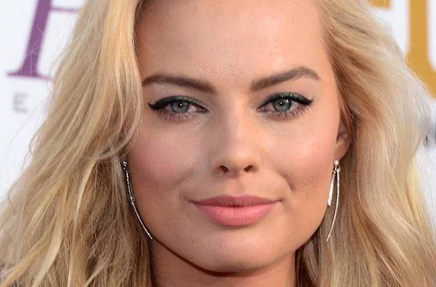  Protagonista di una miniserie audace: Margot Robbie è stata beccata dai paparazzi a Miami