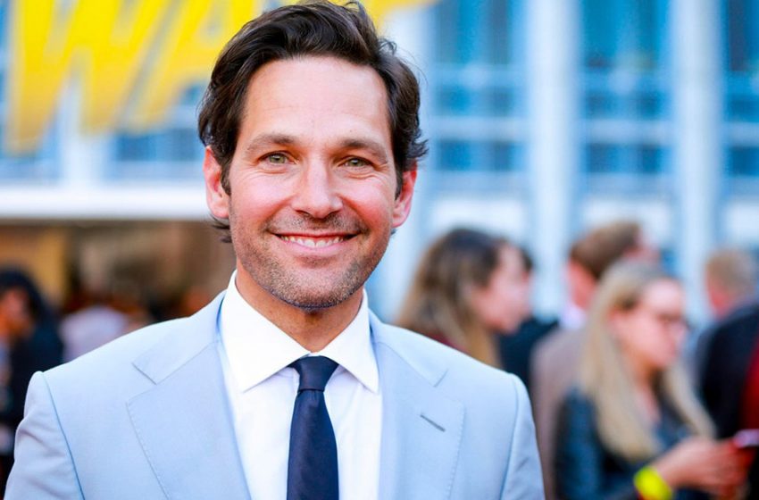  L’attore Paul Rudd ha sorpreso un ragazzo di 12 anni a cui è stato rifiutato di comunicare con i compagni di classe